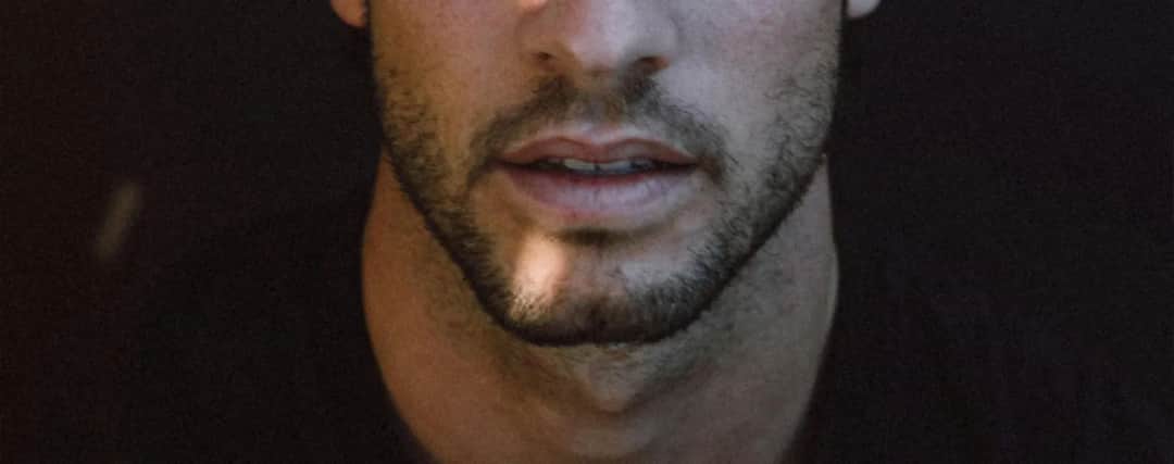 Trzydniowy zarost ile mm? Odkryj idealną długość dla mężczyzn