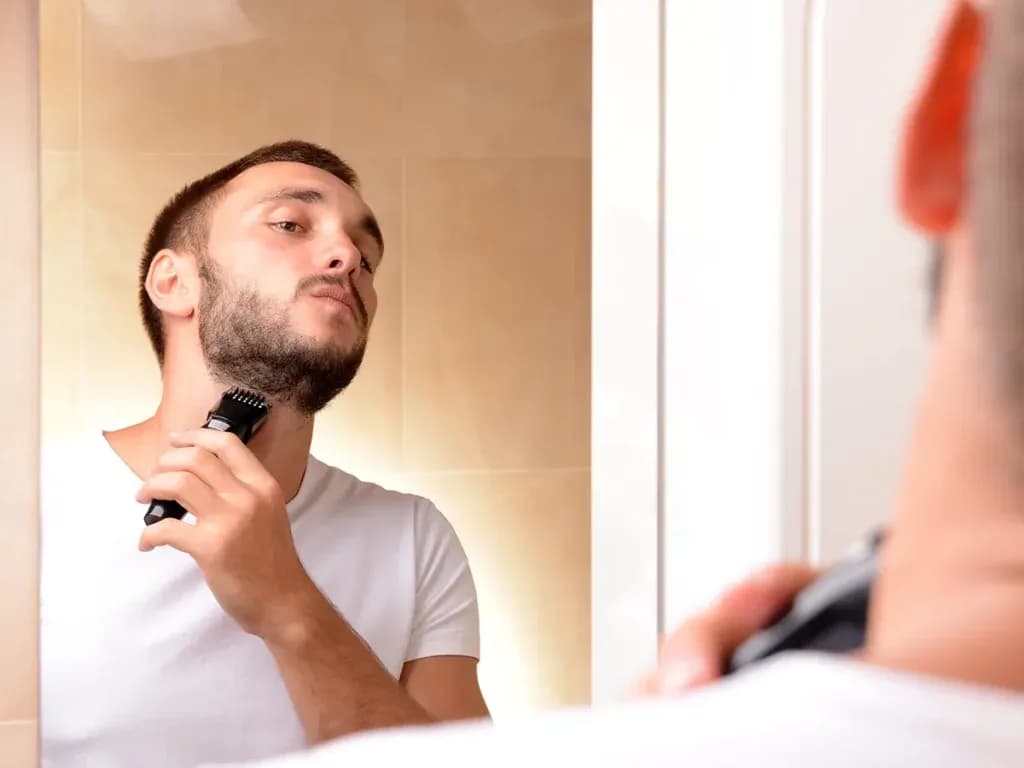 Jak golić szyję bez podrażnień i zyskać gładką skórę